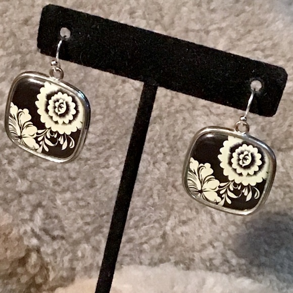 🌺Double-Sided Earrings - Picture 5 of 8